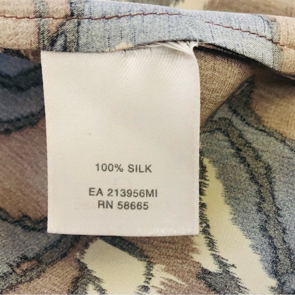 STUNNINGLY BEAUTIFUL 100% Silk blouse - feels SOOO GOOD on - rarely worn!!! - Picture 5 of 7